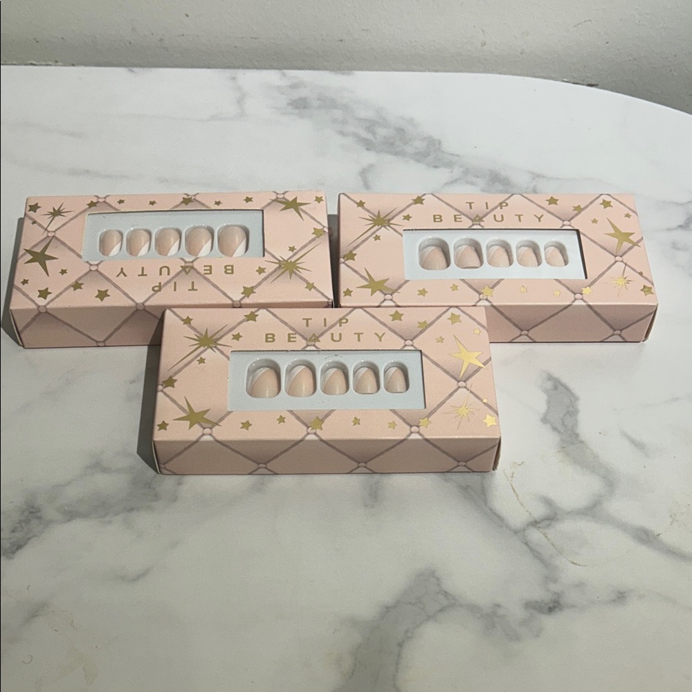 Elegant Pink Nail Set